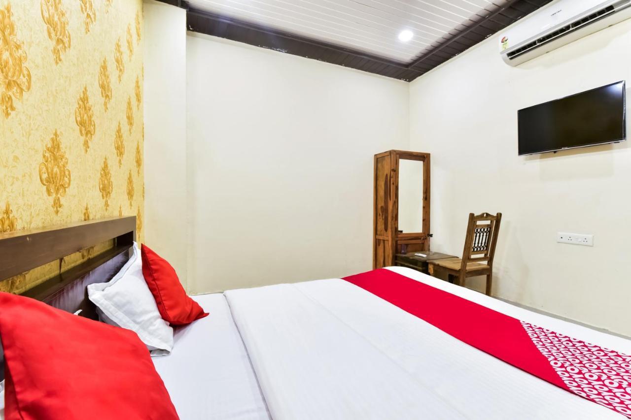 Oyo 74877 Empire Hotel